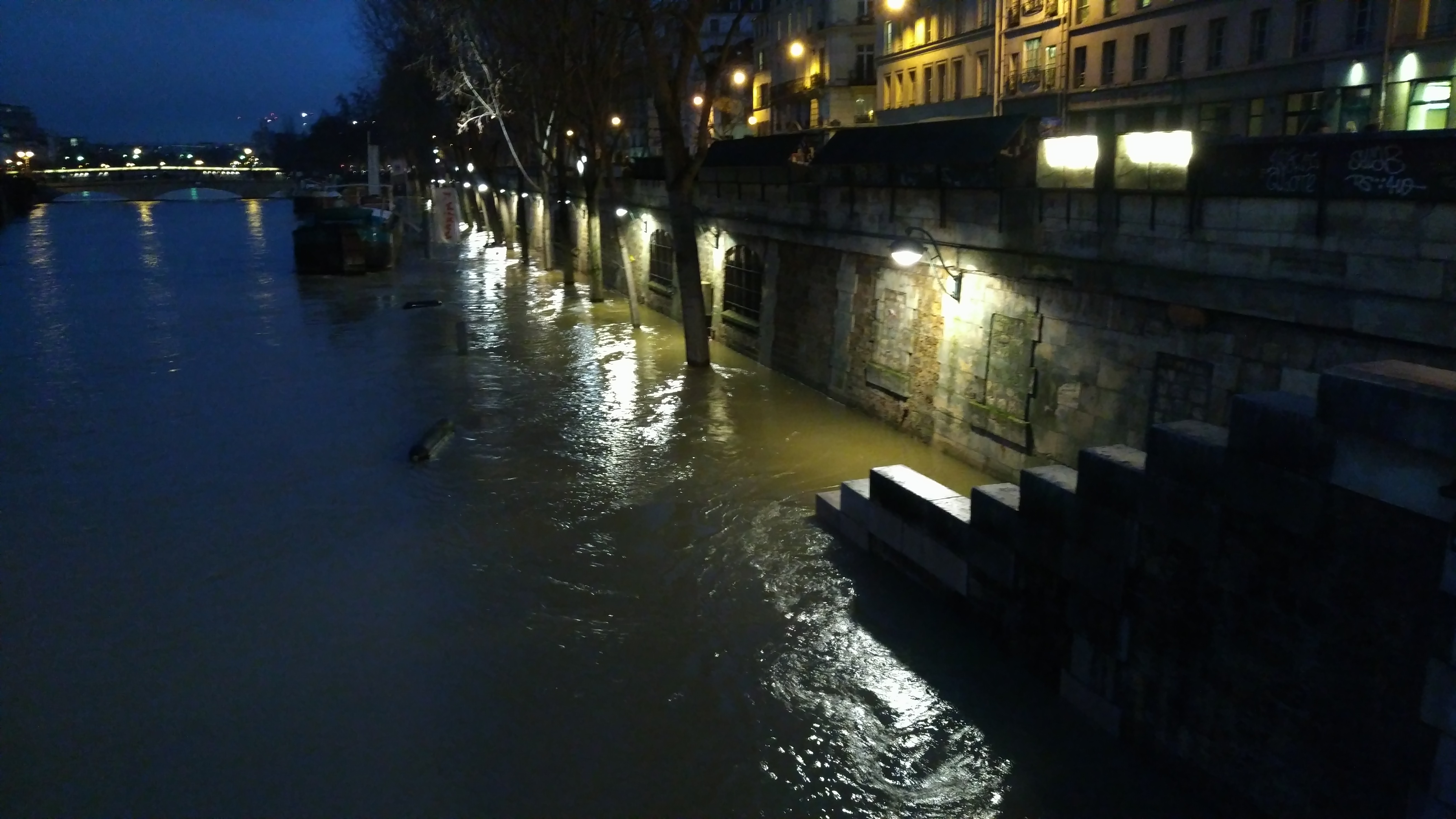 WP_20180128_18_07_26_Pro